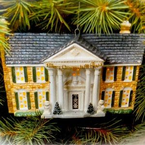 Department 56 Elvis Presley’s Graceland Ornament Retired NIB
